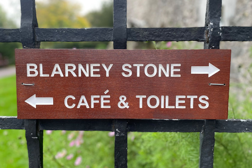 Sign showing direction of Blarney Stone